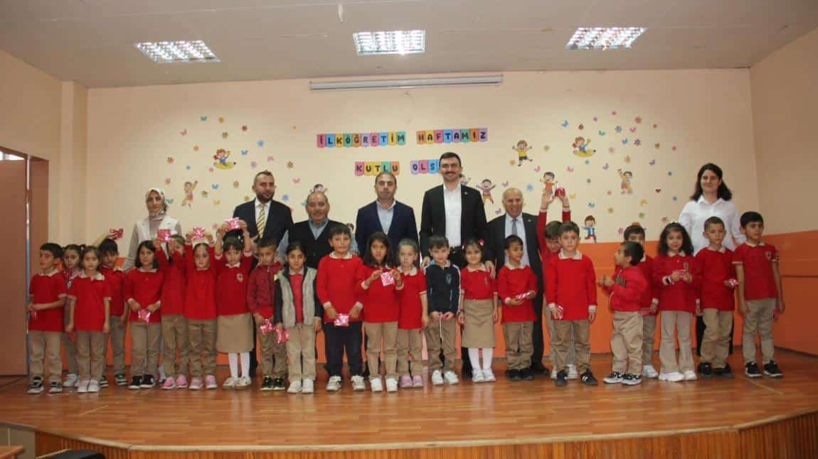 İLKÖĞRETİM HAFTASI COŞKUYLA KUTLANDI